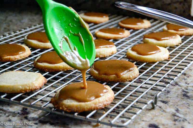 The Best Christmas Cookie Recipes - Sweet Humble Home - Blogger Roundup #christmascookies, #bestchristmascookies, #christmascookieroundup, #sweethumblehome