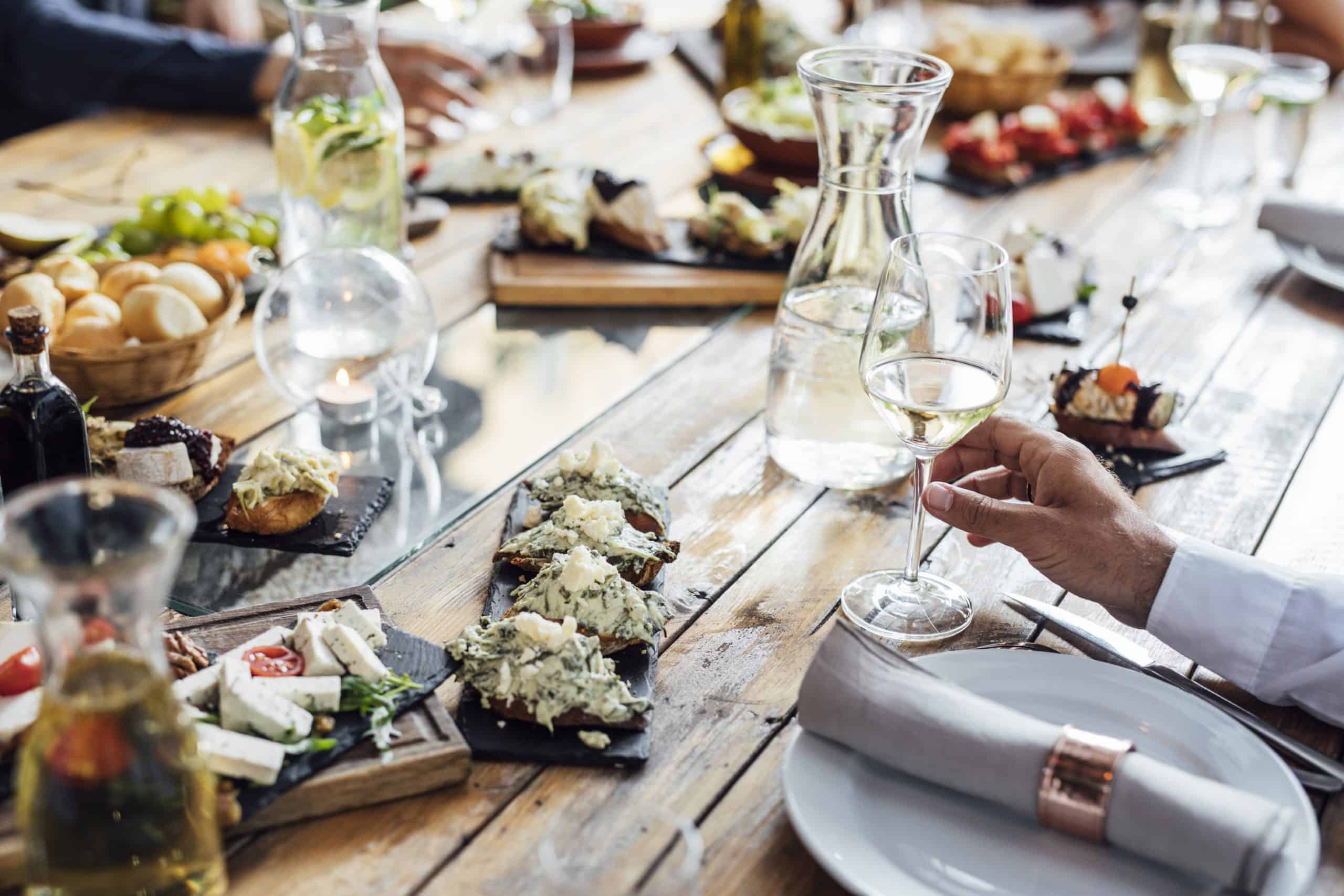 A few steps to an easy dinner party - without the stress!
