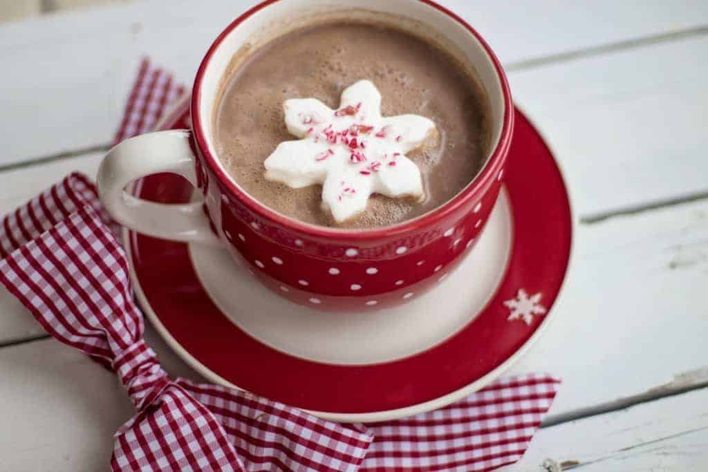 Easy Slow Cooker Hot Cocoa