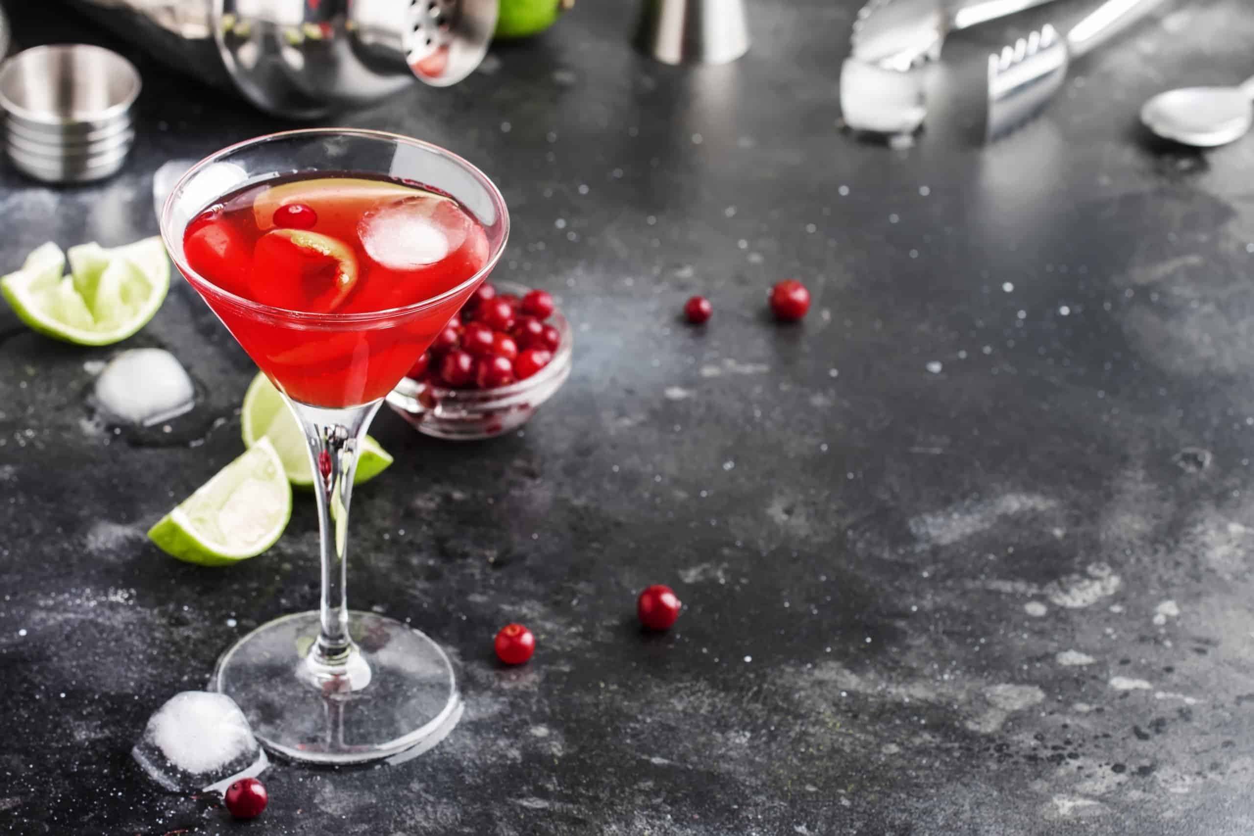 How to make a Christmas Cosmopolitan cocktail